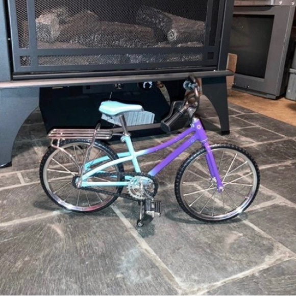 American Girl Trail Bike for Dolls - Picture 1 of 7